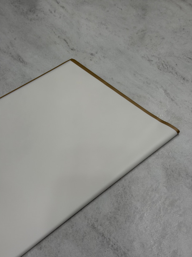 کاغذ ضدآب گل آرایی بسته ۲۰ برگی حاشیه دار لبه طلایی رنگ سفید مدل jb-01