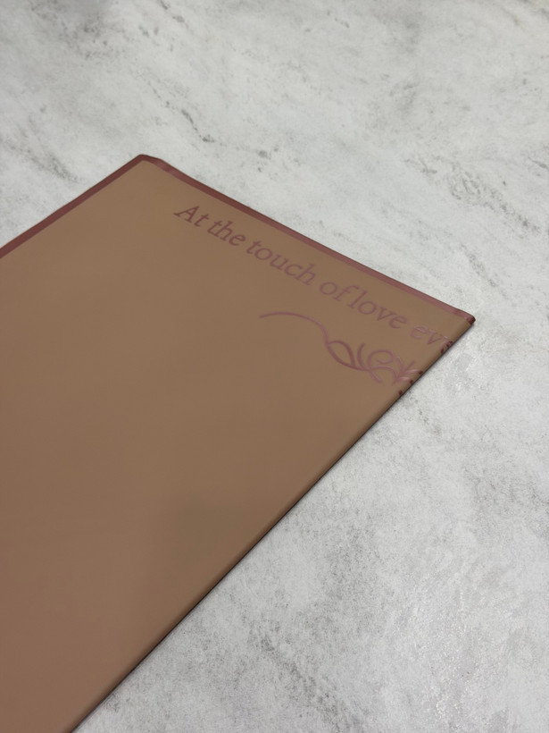 کاغذ ضدآب گل آرایی بسته ۲۰ برگی حاشیه دار طرح دار رنگ نسکافه ای مدل tyt-01